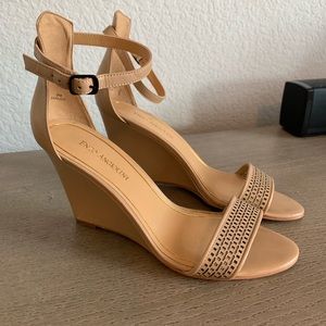 Enzo angiolini nude ankle strap wedge